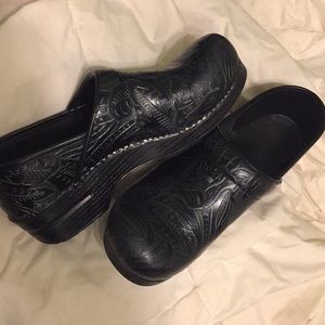 Dansko nursing shoes, size 41